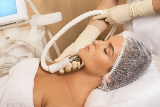 Facial contouring
